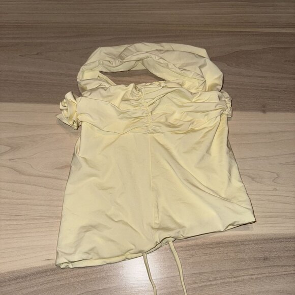 Maygel Coronel Vanilla Yellow Rosette Stretch Top Women's One Size OS - Picture 6 of 8
